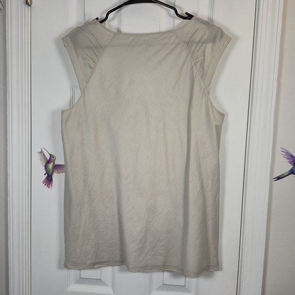 Banana Republic Cotton Ruffle V-Neck Sleeveless Top Beige Cream Size M - Picture 5 of 7